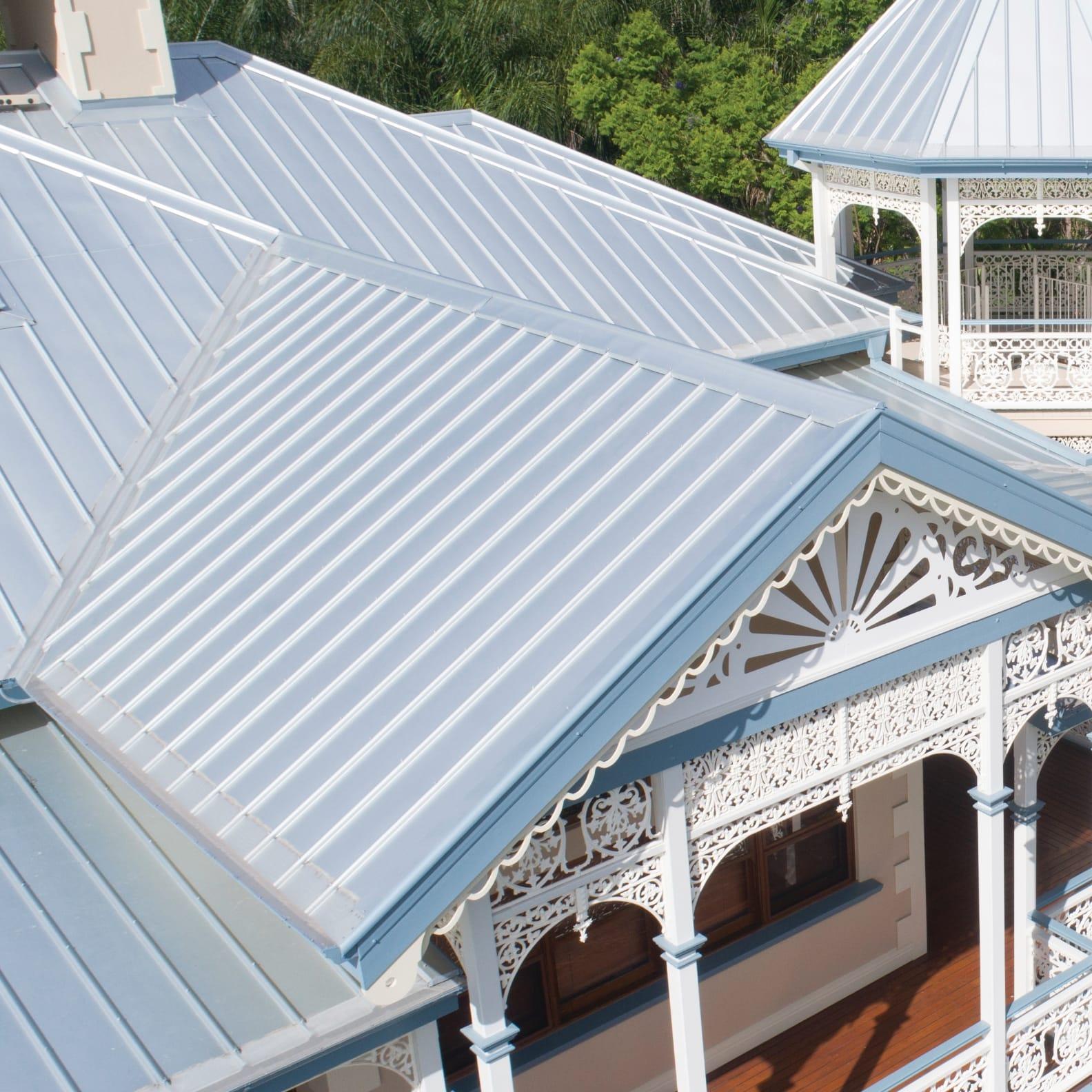 House with BAROQUE steel roofing manufactured from ZINCALUME steel