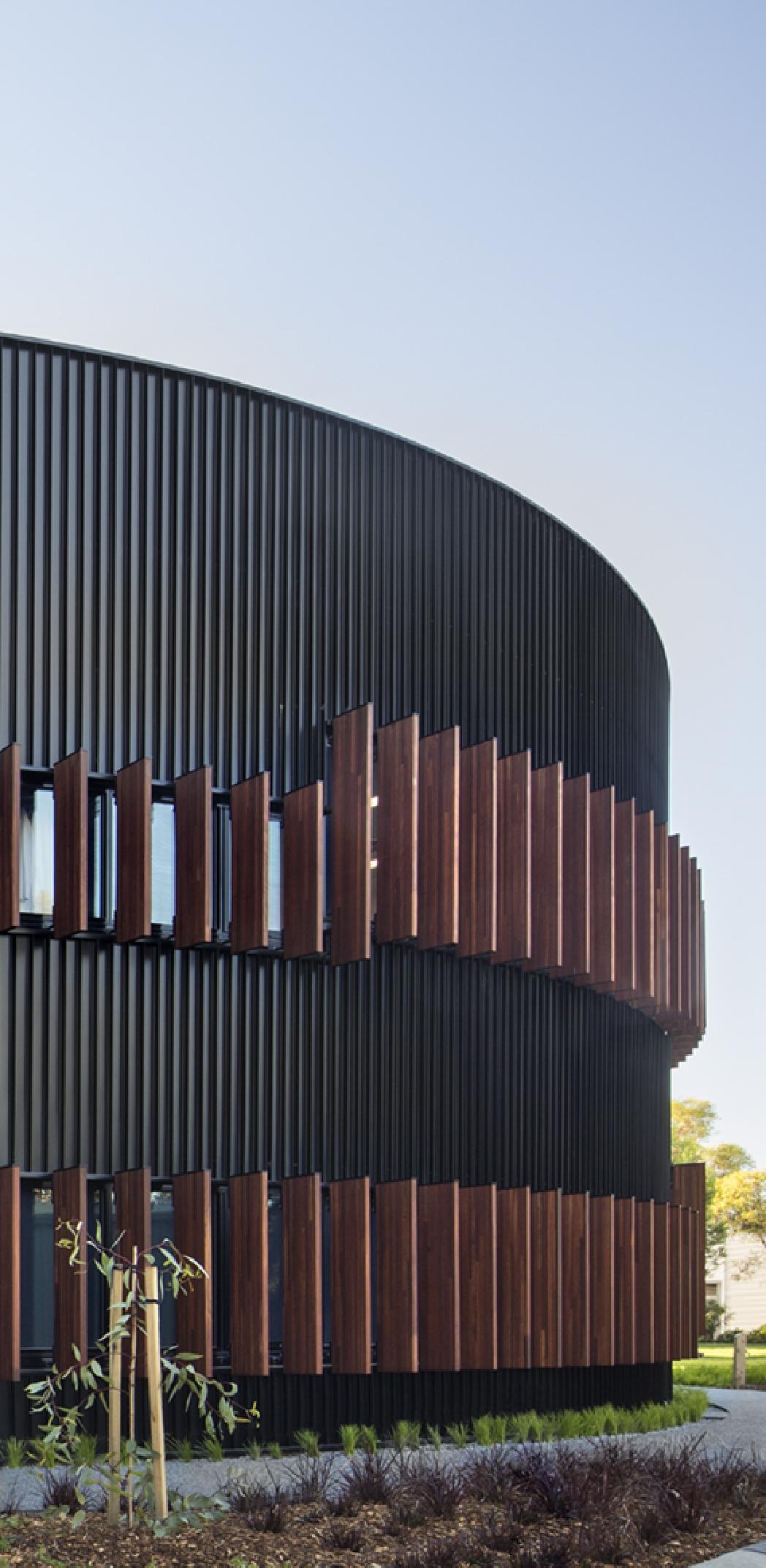 School with LONGLINE 305 walling manufactured from COLORBOND steel in colour Night Sky