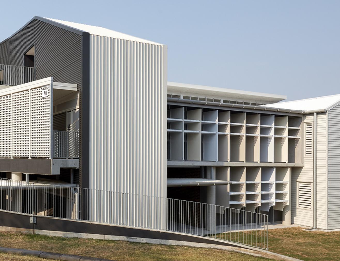 School with LONGLINE 305 steel roofing and walling manufactured from COLORBOND steel in colour Surfmist